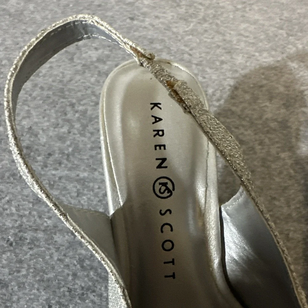 Karen Scott karen scott